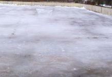 В Сараевском районе планируют залить три ледовых катка